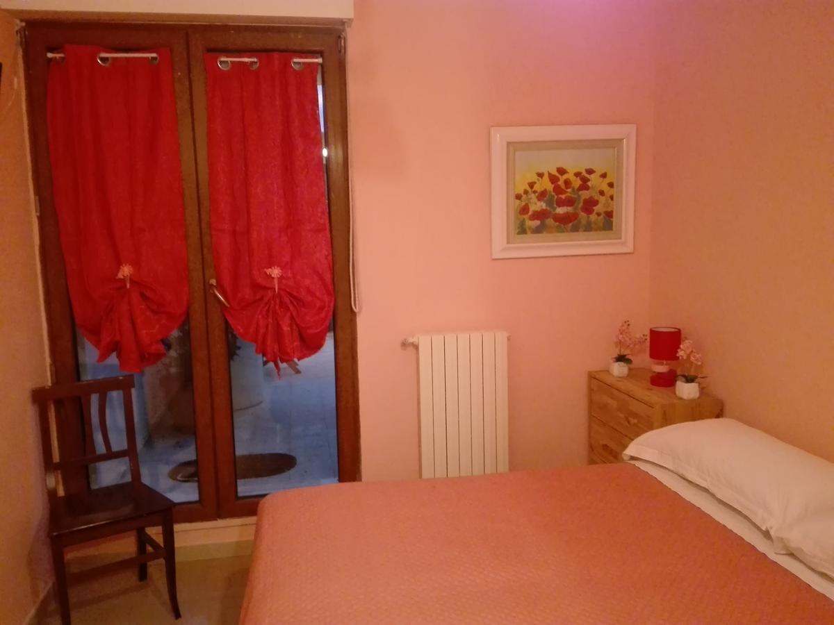 Parking Included Bed and Breakfast Ματέρα Εξωτερικό φωτογραφία